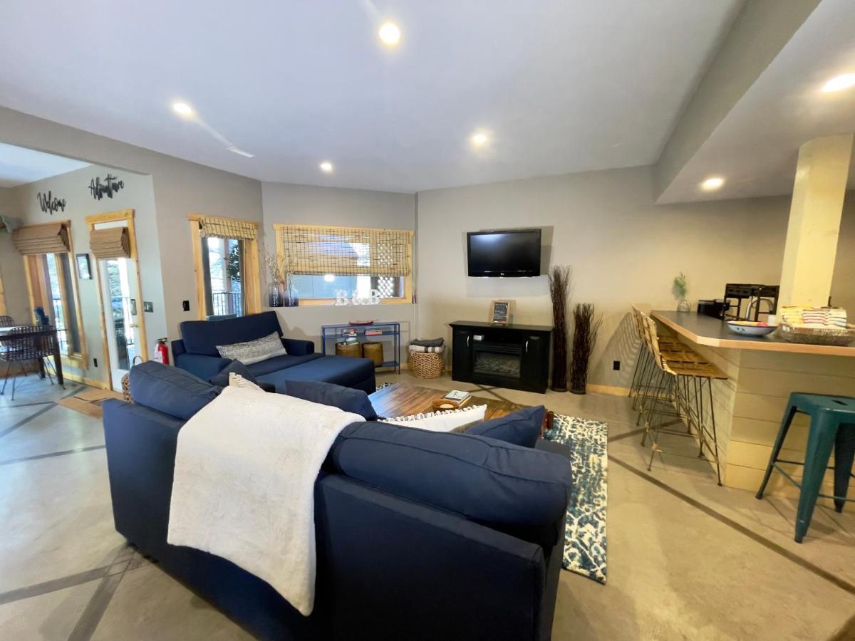 Blanchard Mountain Bnb Canmore Exteriör bild
