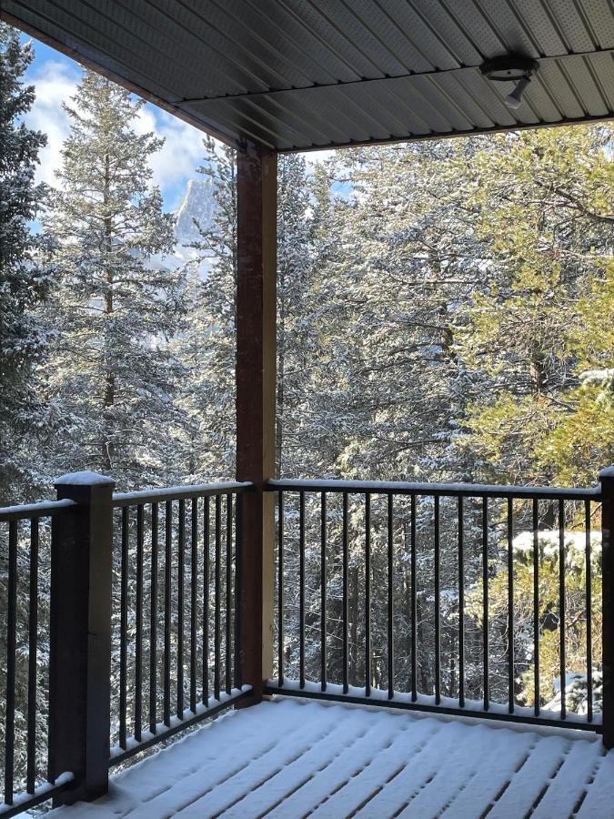 Blanchard Mountain Bnb Canmore Exteriör bild